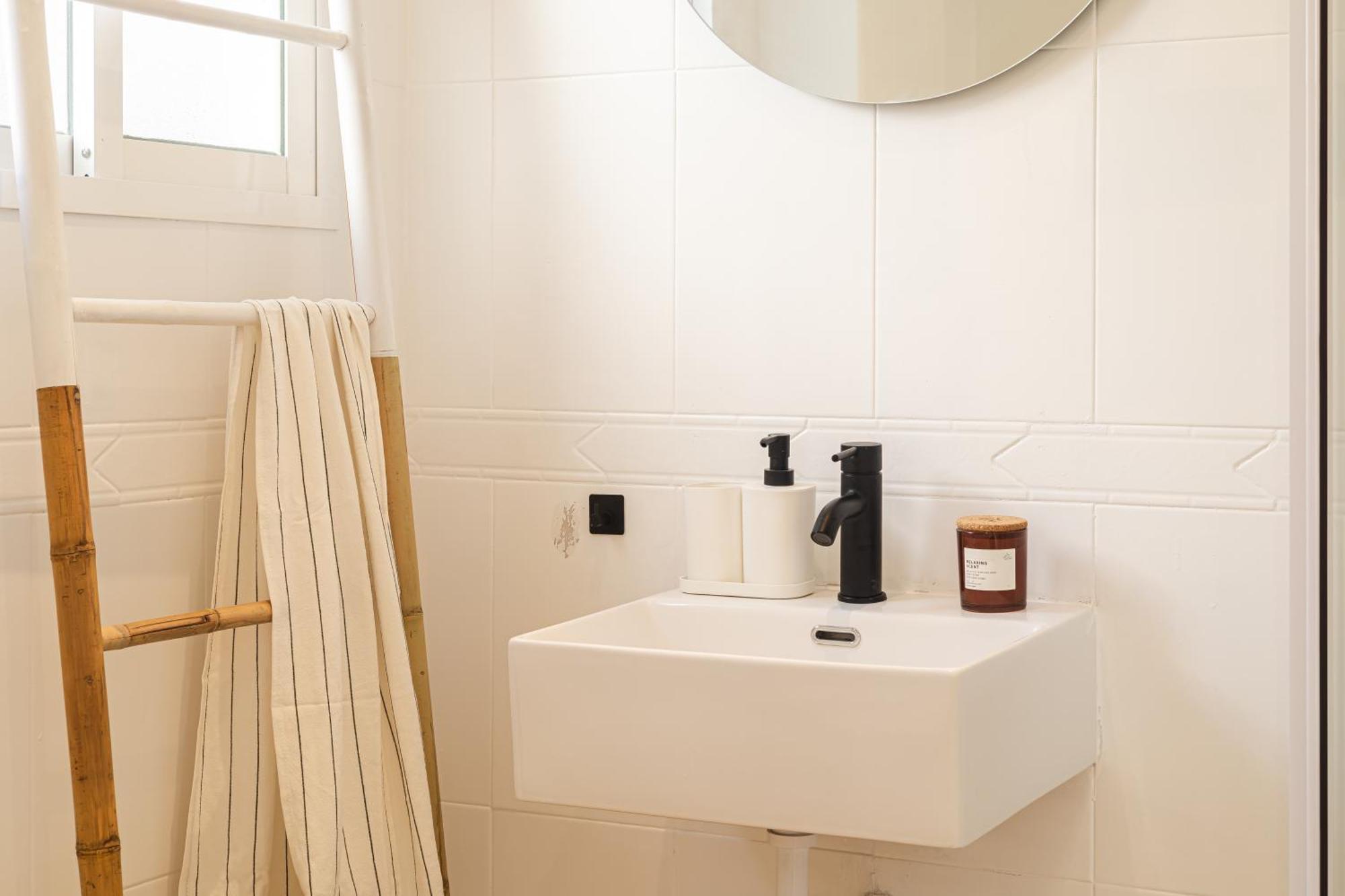 Nordik Rooms Urban - Trinidad "Mariehamn" Málaga Dış mekan fotoğraf